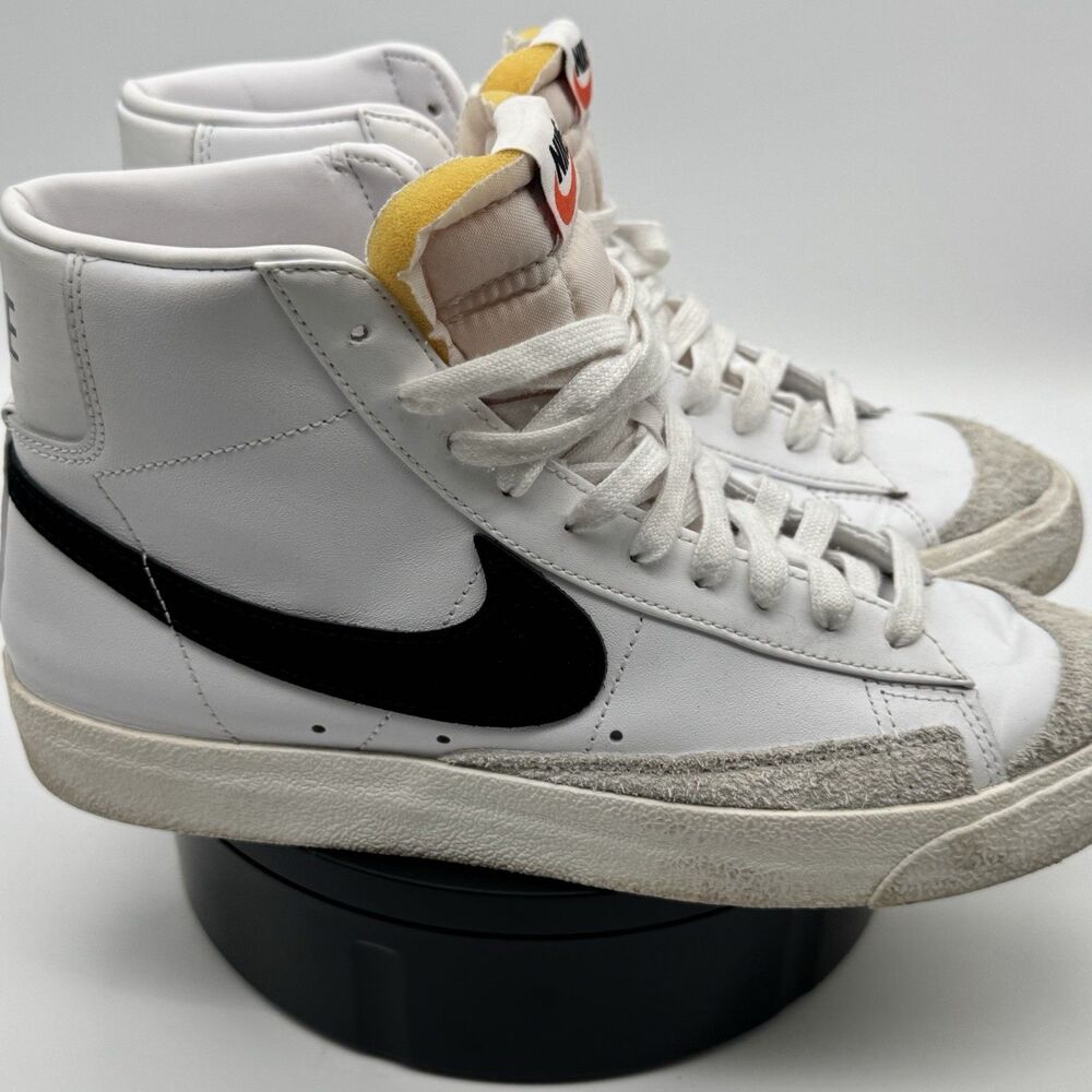 Nike Shoes Women 10.5. CZ1055-100